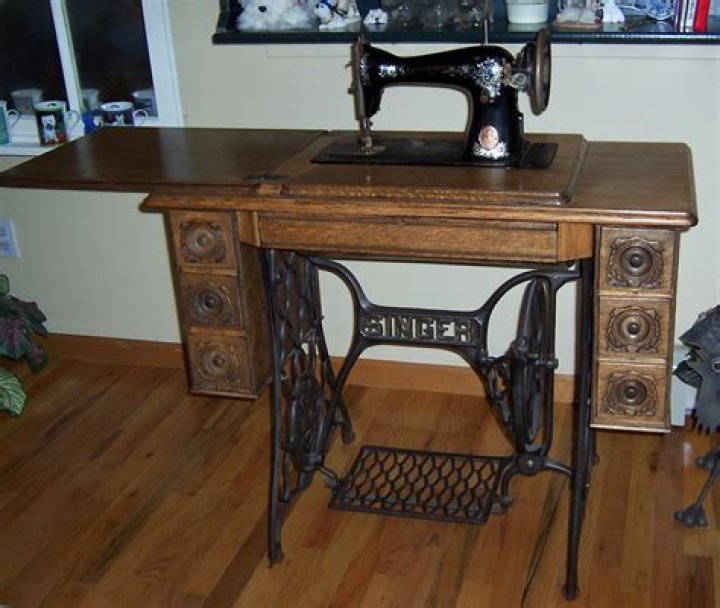 old singer sewing machine