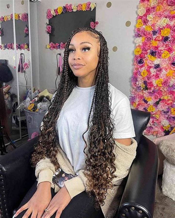 Uncover The Secrets Of Medium Knotless Braids With Enchanting Curls